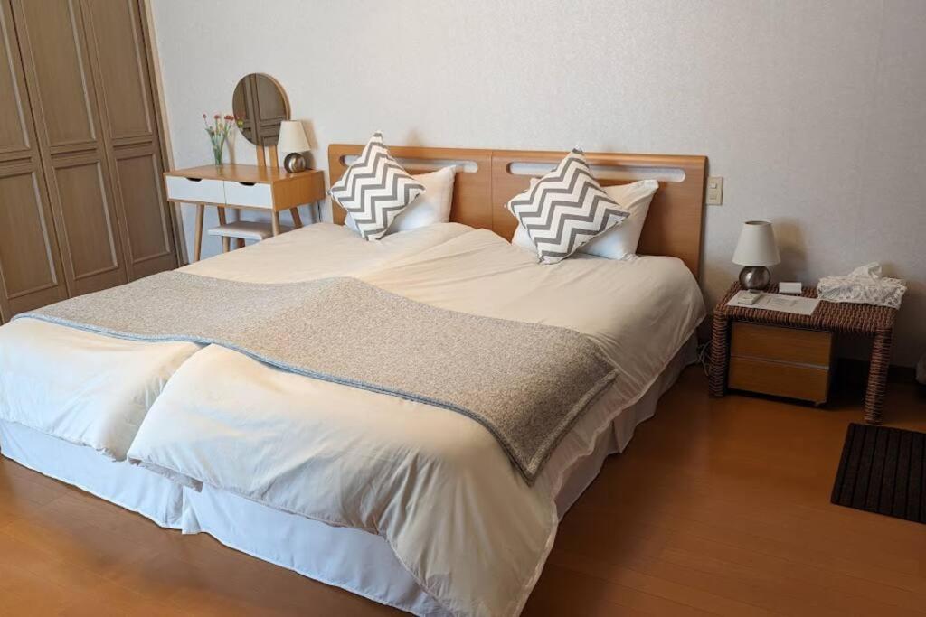 Roomy 4Br Home Sleeps 9／Shinosaka／Large Groups Dış mekan fotoğraf