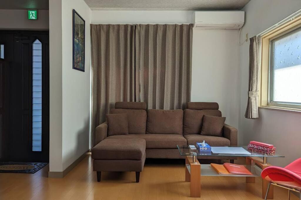 Roomy 4Br Home Sleeps 9／Shinosaka／Large Groups Dış mekan fotoğraf