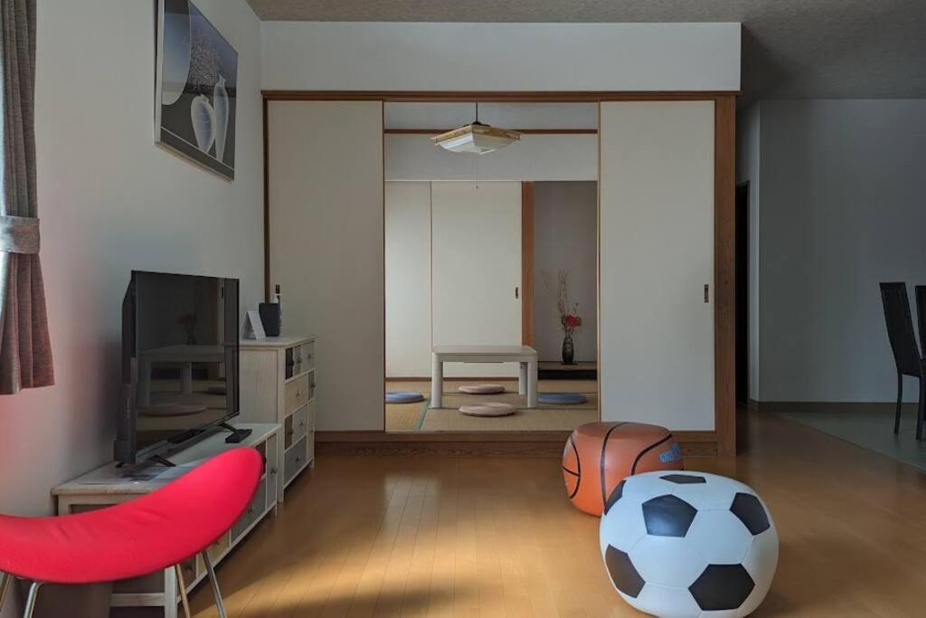 Roomy 4Br Home Sleeps 9／Shinosaka／Large Groups Dış mekan fotoğraf